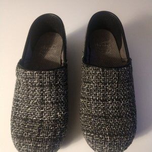 DANSKO Professional Tweed Black White Gray Clogs Size 36 5.5